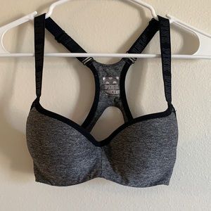 VS PINK SPORTS BRA